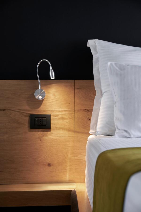 Adella Boutique Hotel - Free Secured Parking ソフィア エクステリア 写真