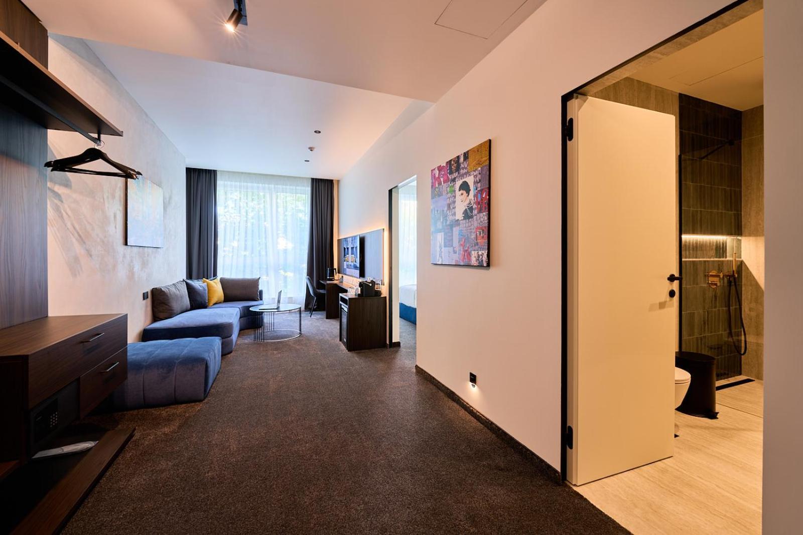 Adella Boutique Hotel - Free Secured Parking ソフィア エクステリア 写真